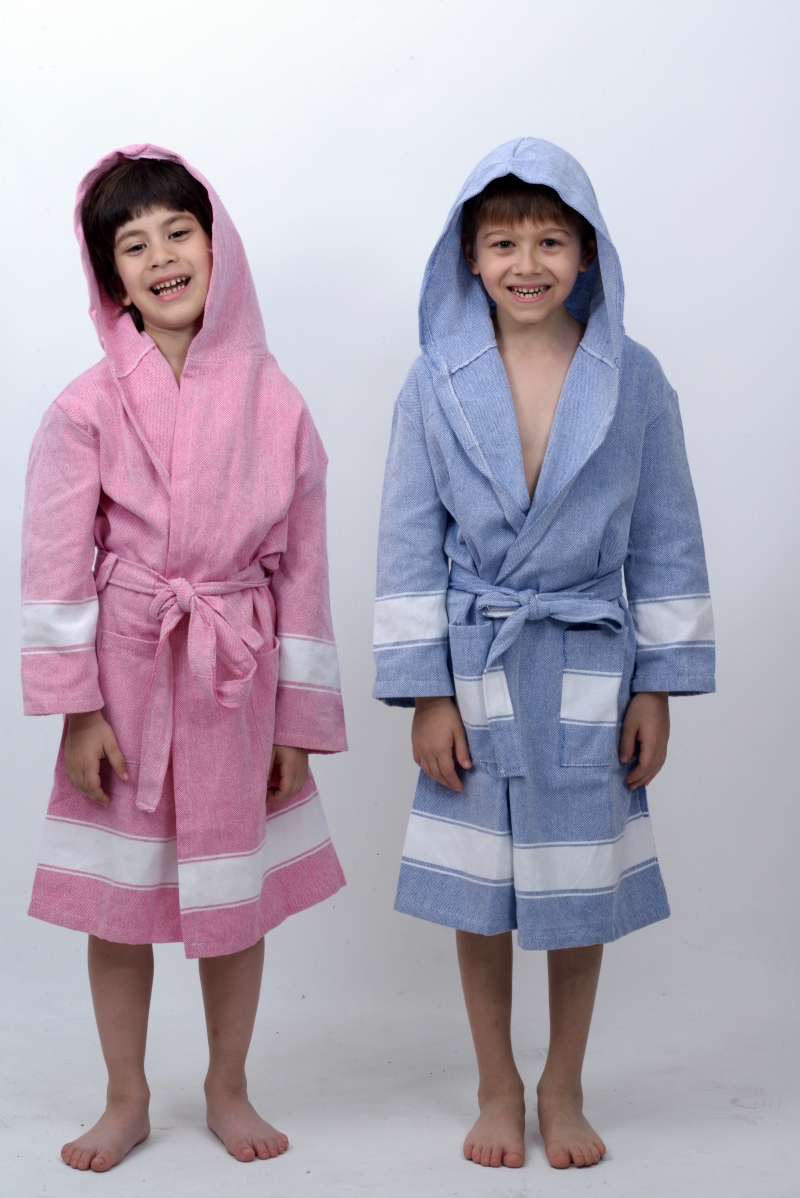 SOFT KID'S BATHROBE