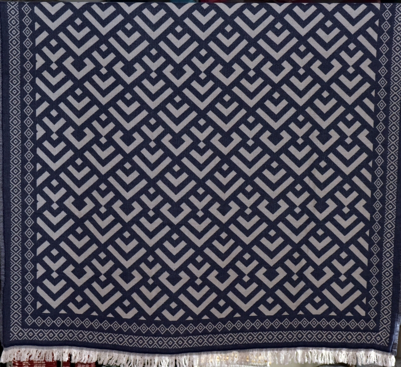 BERGAMA THROW